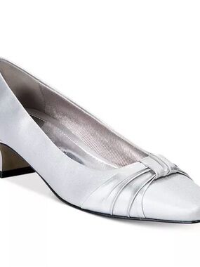 Easy Street Eloise heels a silver satin finish and a crystal embellished Bow